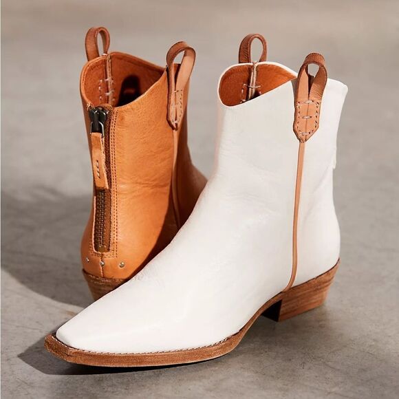 NEW FREE PEOPLE Sz 8 WE THE FREE WESLEY ANKLE BOOT IN BONE - Picture 1 of 10